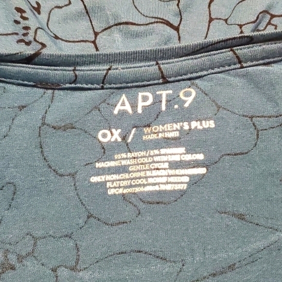 Apt.9 Long Sleeve Top - Picture 3 of 3